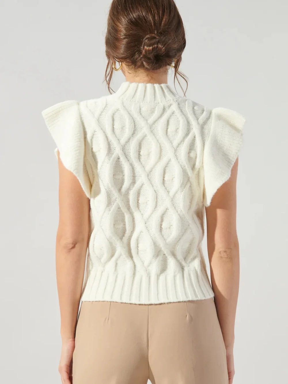 New Size L Le Lis Cream Ruffle-Sleeve Cable Knit Sweater - Classic Women's Top - Picture 2 of 2